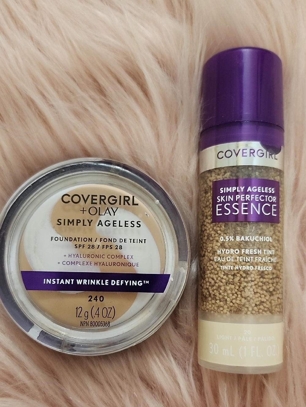 Brand New 2CT. BUNDLE ASSORTED SIMPLY AGELESS COVERGIRL PRODUCTS